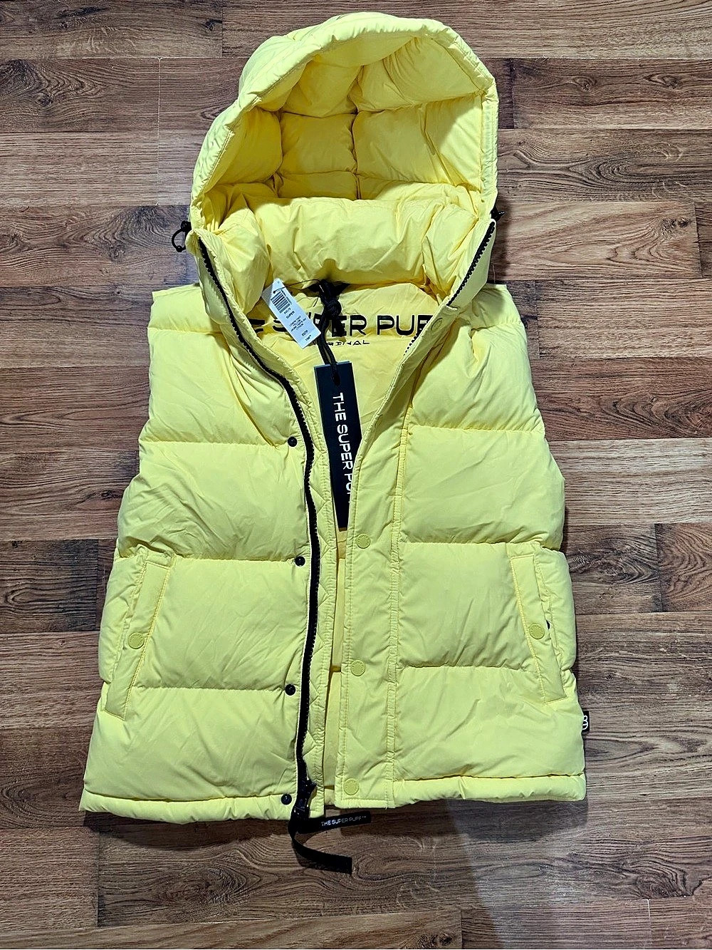 The Super Puff Hooded Puffer Vest in Yellow XS NWT